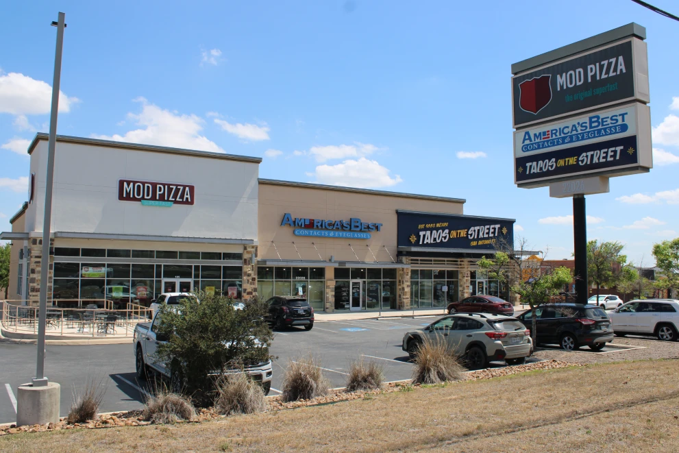 Encino Plaza